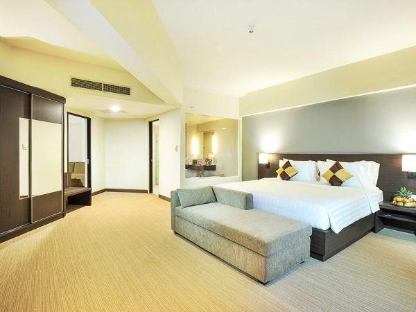 Accommodation - Executive Suite - Bedroom